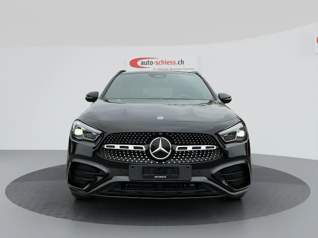 MERCEDES-BENZ GLA 200 AMG Line Night