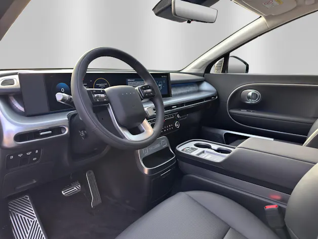 HYUNDAI Ioniq 9 110kWh Calli. 4WD