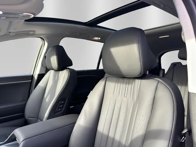 HYUNDAI Ioniq 9 110kWh Calli. 4WD