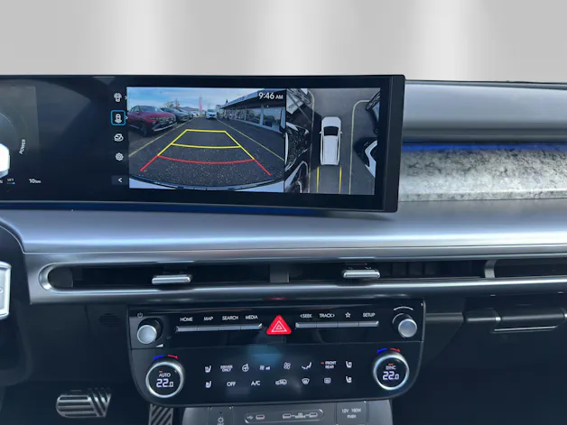 HYUNDAI Ioniq 9 110kWh Calli. 4WD