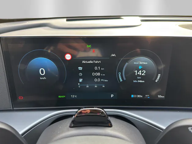 HYUNDAI Ioniq 9 110kWh Calli. 4WD