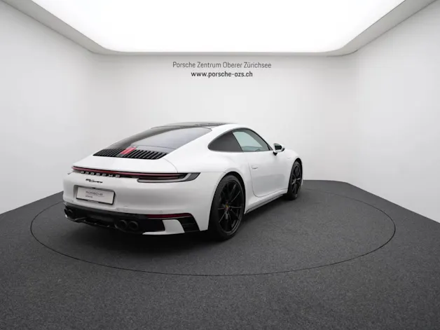 PORSCHE 911 Carrera