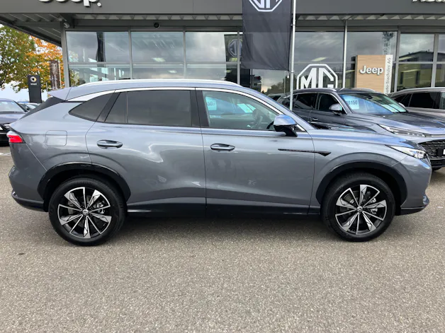 MG HS 1.5 T Hybrid+ Luxury