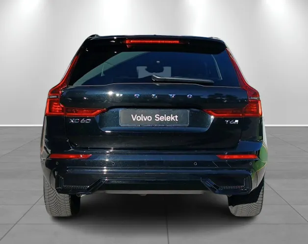 VOLVO XC60 2.0 T6 TE Plus Dark eAWD
