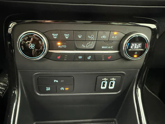 FORD EcoSport 1.0 SCTi Titanium Automat
