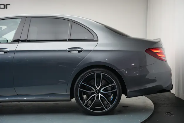 MERCEDES-BENZ E 53 AMG 4Matic+ Speedshift MCT *Carbon* *Burmester* *Performance Sitze*