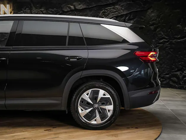 SKODA Kodiaq 1.5 TSI mHEV Selection *Facelift*Werksgarantie*7 Plätzer*
