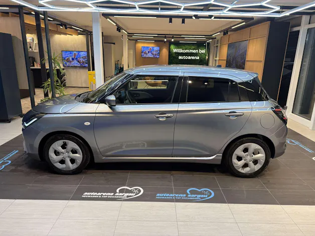 Suzuki Swift 1.2 Compact+ Hybrid CVT-Automat