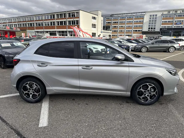 MG 3 1.5 Hybrid Luxury Automat