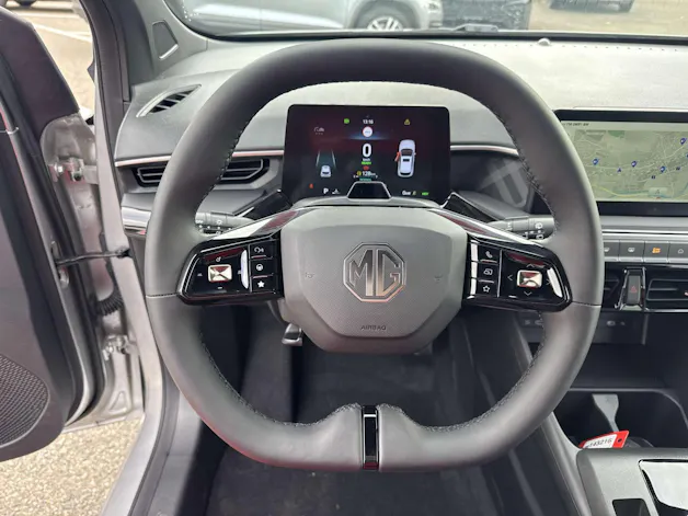 MG 3 1.5 Hybrid Luxury Automat