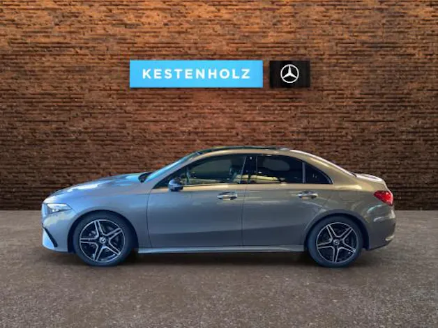 MERCEDES-BENZ A 200 7G-DCT