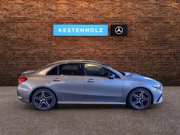 MERCEDES-BENZ A 200 7G-DCT