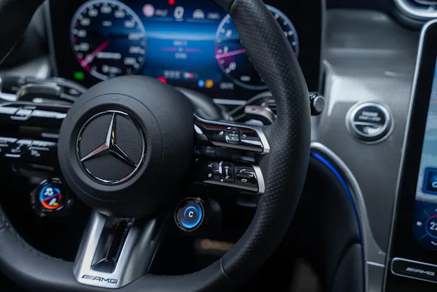 MERCEDES-BENZ GLC 43 AMG Executive Edition 4matic Coupé / Panorama-Glasdach / HeadUp / Burmester