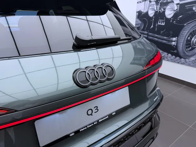AUDI Q3 SUV 110 kW TFSI S tronic