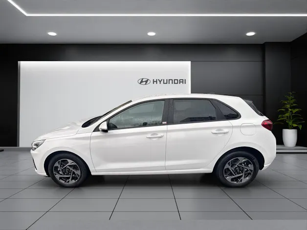 HYUNDAI i30 1.5 T-GDi Amplia 48V MH DCT