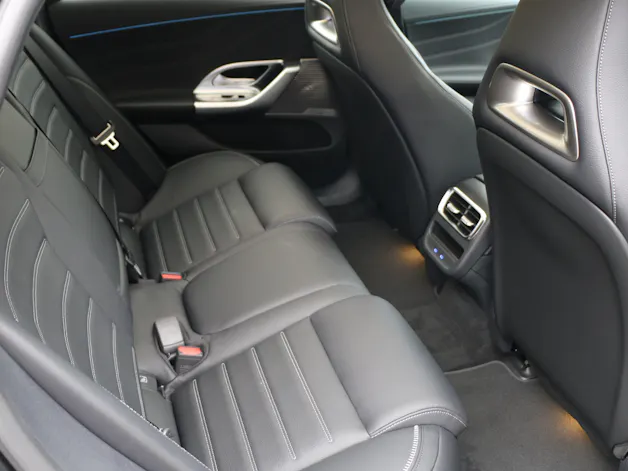 MERCEDES-BENZ C 400 94 kWh 4Matic