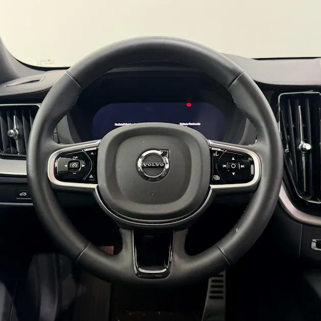 VOLVO XC60 2.0 T8 TE XCENTRIC Black
