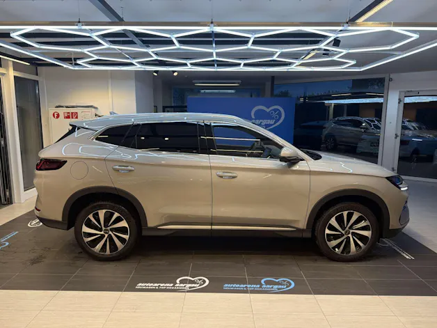 BYD Seal U DM-i Design AWD 324PS Automat