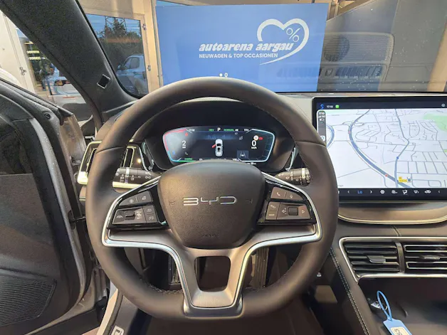 BYD Seal U DM-i Design AWD 324PS Automat