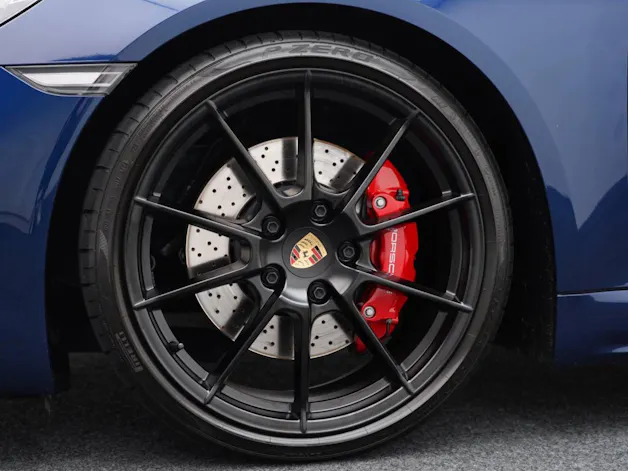 PORSCHE 718 Cayman GTS 4.0
