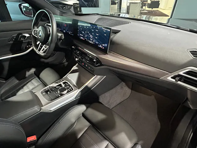 BMW 320d xDrive 48V Steptronic M Sport