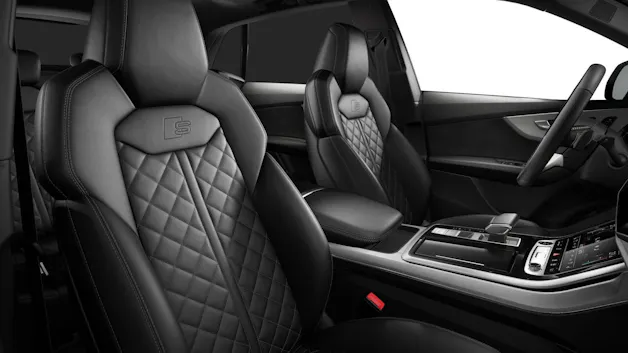 AUDI Q8 TFSI quattro 250 kW tiptronic