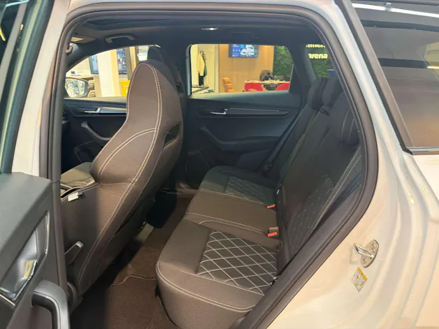 SKODA Karoq 1.5 TSi SportLine DSG-Automat