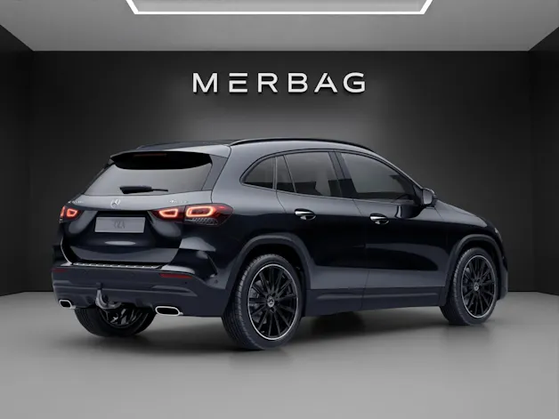 MERCEDES-BENZ GLA 220d 4Matic AMG Line 8G-DCT