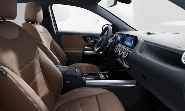 MERCEDES-BENZ GLA 200 7G-DCT