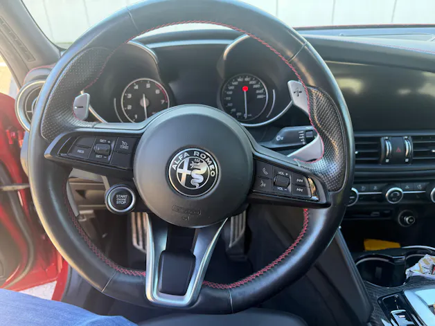 ALFA ROMEO Giulia 2.0 Veloce TI Carbon Q4 Automatic