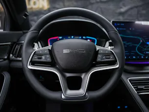 BYD Seal U DM-i Design AWD *Sofort verfügbar*Werksgarantie*Panorama*Sitzbelüftung*360° Kamera*