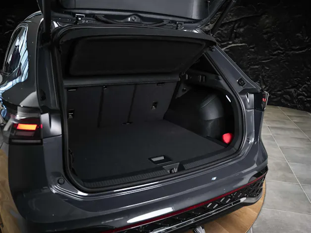 VW Tiguan 1.5 TSI evo2 mHEV R-Line DSG *SOFORT VERFÜGBAR*Massage*AHK*
