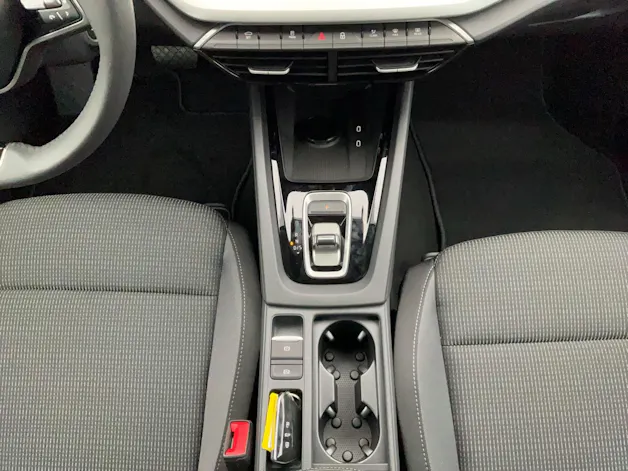 SKODA Octavia Combi 2.0 TSI DSG Selection 4x4