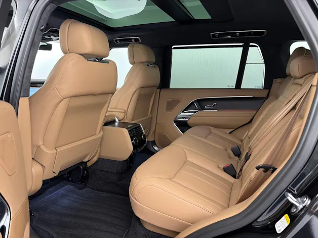 Land Rover RR LWB P460e PHEV Westmin