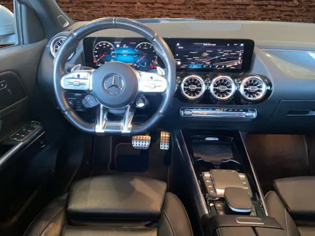 MERCEDES-BENZ GLA 45 S AMG 4Matic+