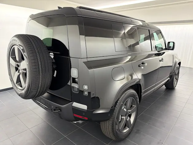 Land Rover Defender110 P300e X-D SE