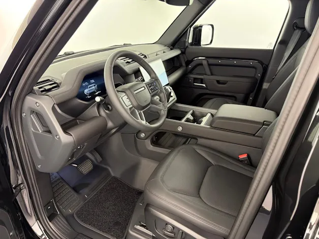 Land Rover Defender110 P300e X-D SE