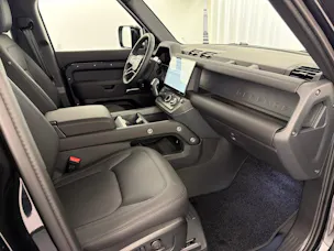Land Rover Defender110 P300e X-D SE