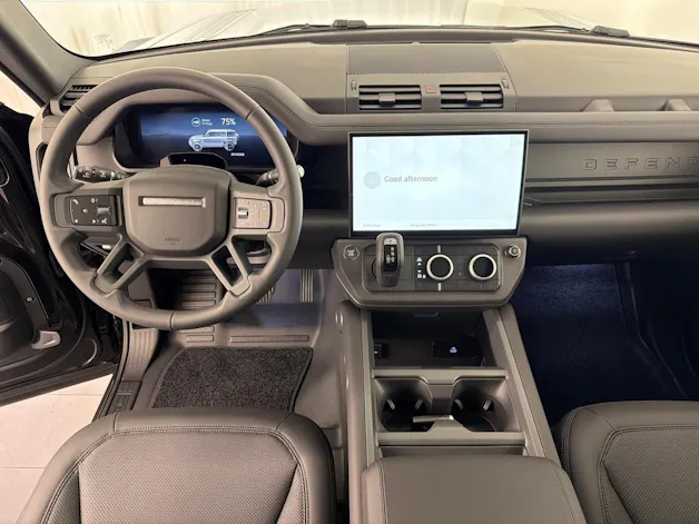 Land Rover Defender110 P300e X-D SE