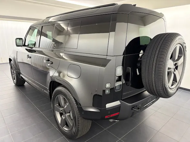 Land Rover Defender110 P300e X-D SE