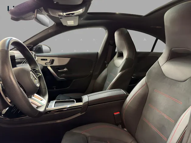 MERCEDES-BENZ CLA 35 4M - AMG / DISTRONIC / 360 Grad Kamera / Soundsystem / Ambiente-Licht