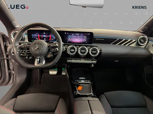 MERCEDES-BENZ CLA 35 4M - AMG / DISTRONIC / 360 Grad Kamera / Soundsystem / Ambiente-Licht