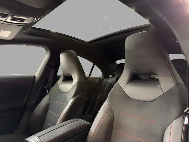 MERCEDES-BENZ CLA 35 4M - AMG / DISTRONIC / 360 Grad Kamera / Soundsystem / Ambiente-Licht