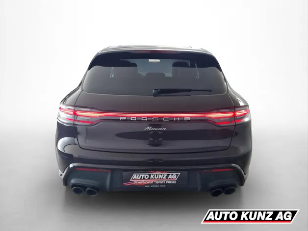 PORSCHE Macan 2.0