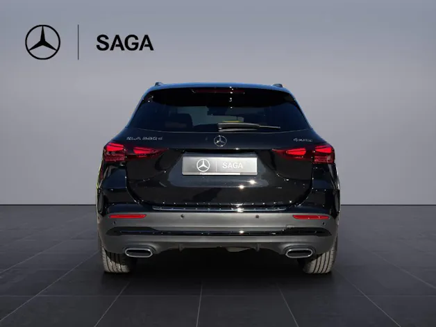 MERCEDES-BENZ GLA 220 d Swiss Star AMG Line 4matic