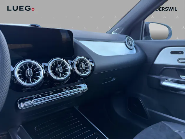MERCEDES-BENZ GLA 250 4Matic 8G-DCT Swiss Star