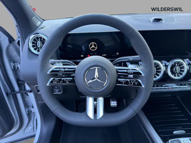 MERCEDES-BENZ GLA 250 4Matic 8G-DCT Swiss Star