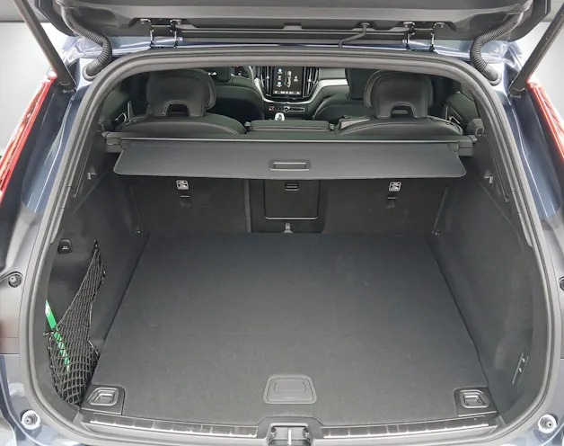 VOLVO XC60 2.0 T8 TE Black Edition e