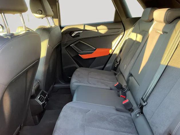 AUDI Q3 35 TDI S-Line