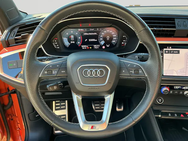 AUDI Q3 35 TDI S-Line